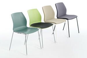 Verschiedene Stühle der Berlin Schalenstühle